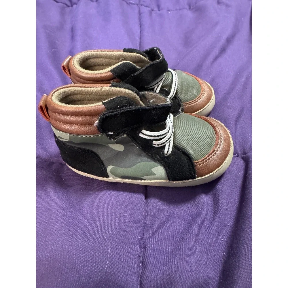 Ro + Me by Robeez Toddler Camo High Top Sneakers 12-18 Months Green Brown Black